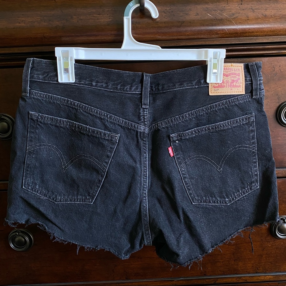 Levi’s Mid Rise 501 - Picture 2 of 4